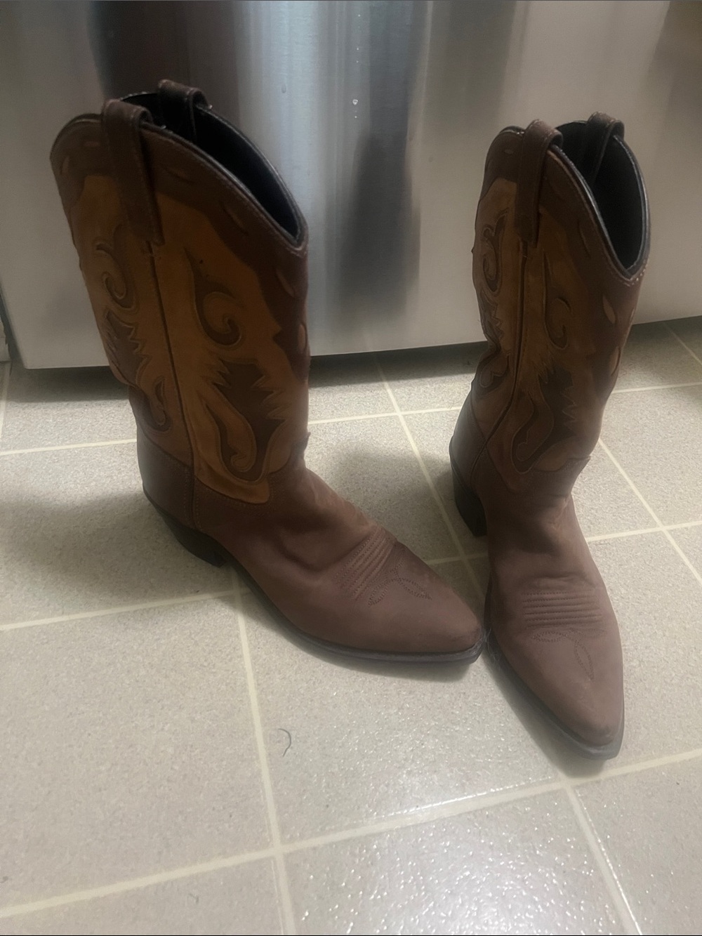 Classic Brown Western Cowboy Boots - Women's Leather Pull-On